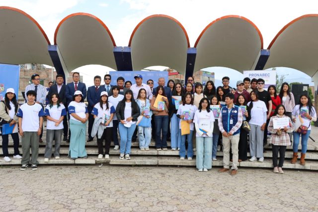 CHILCA CELEBRA INGRESO DE 78 NUEVOS CAHIMBOS