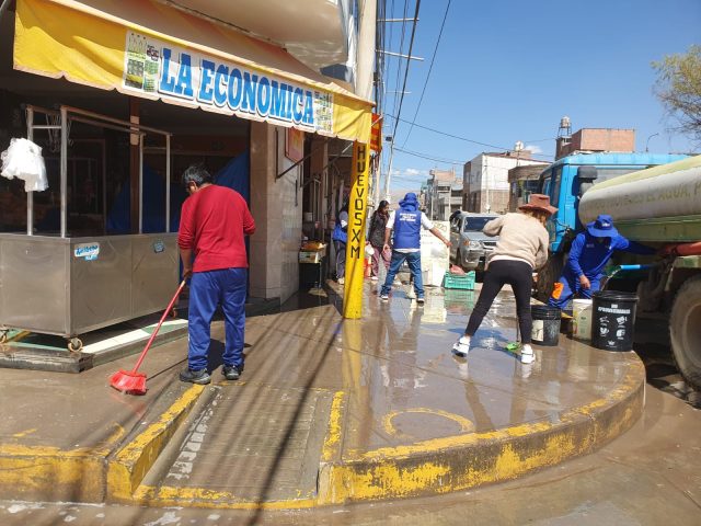 MERCADOS DE CHILCA MÁS LIMPIOS Y SALUDABLES