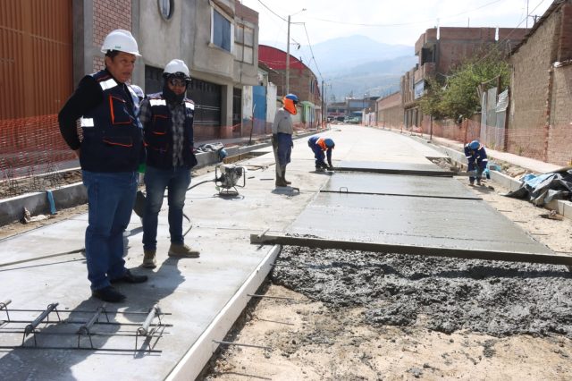 PISTAS Y VEREDAS DE CALIDAD PARA EL SECTOR DE ROMANCOTO